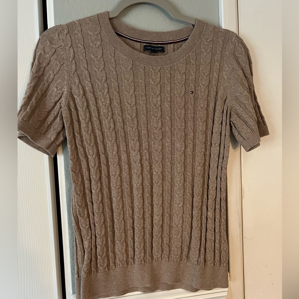 Tommy Hilfiger tan sweater
